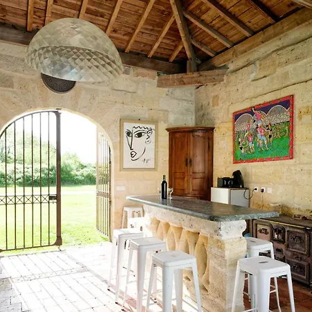 Holiday home Domaine De Choisy Abzac (Gironde)